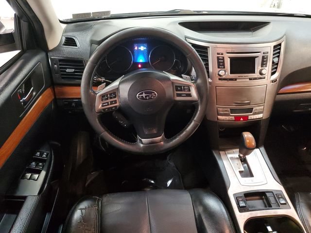 Used 2013 Subaru Outback 3.6R Limited AWD/4WD image 14