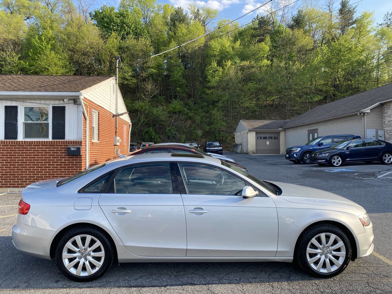 Used 2013 Audi A4 2.0T Premium w/ Convenience Pkg AWD/4WD image 4