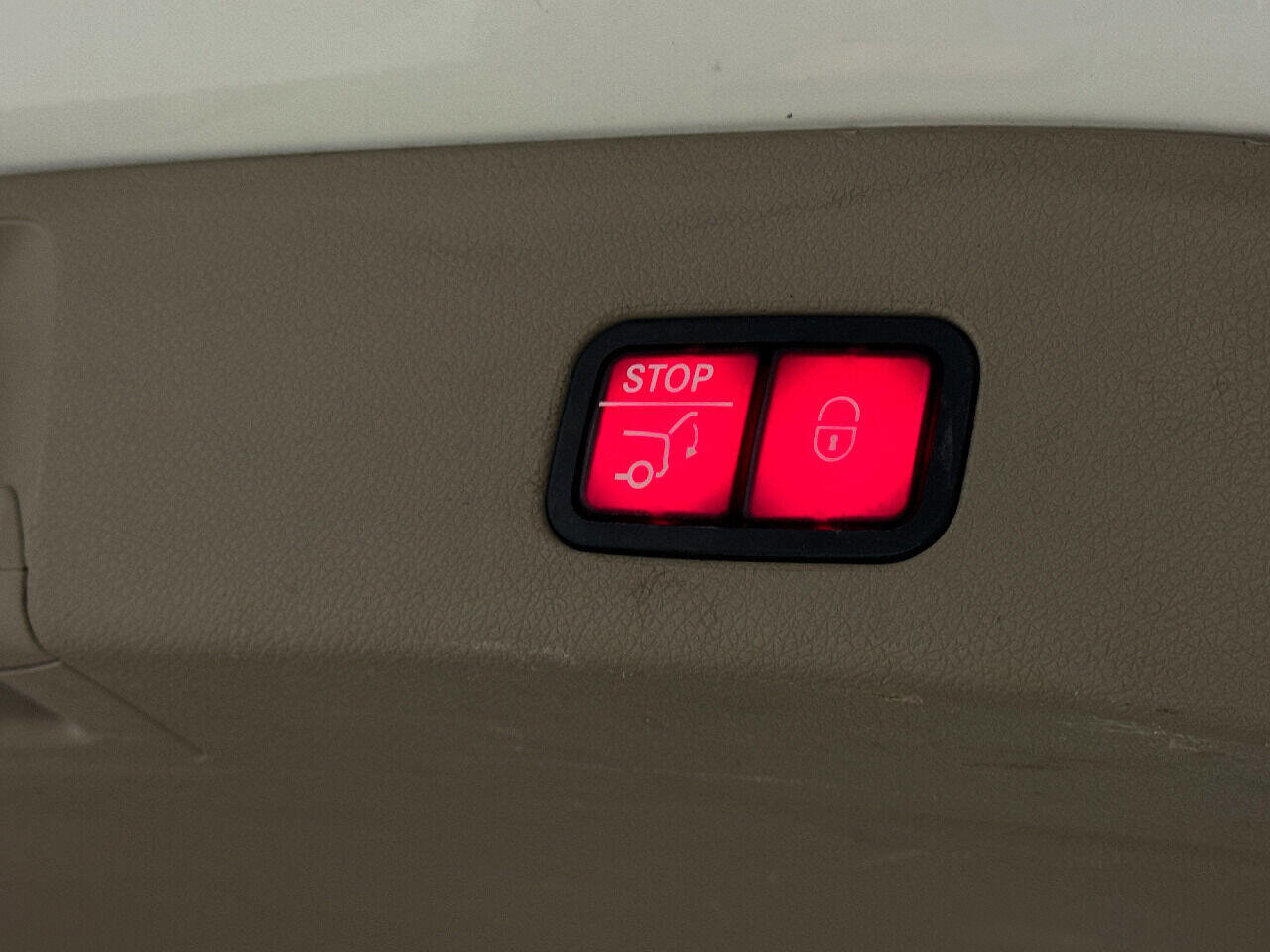 Used 2015 Mercedes-Benz GL 320 BlueTEC 4MATIC image 35