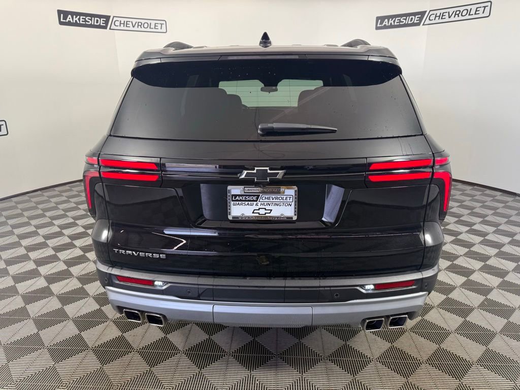 New 2025 Chevrolet Traverse LT w/ Enhanced Driving Package image 5