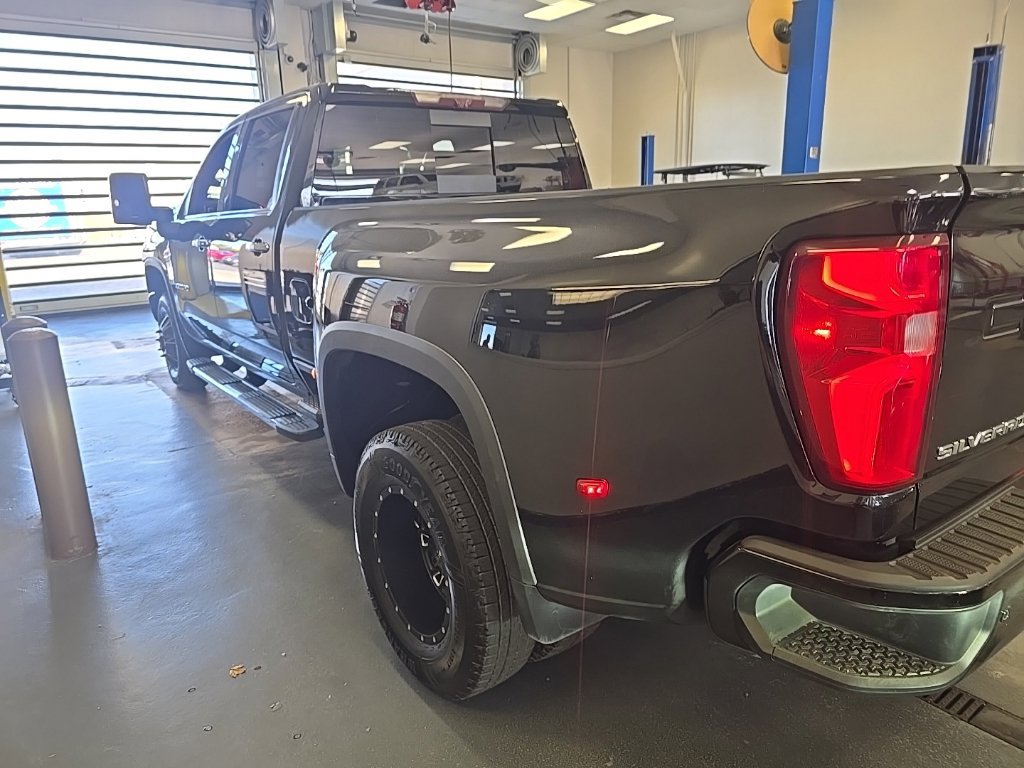 Used 2021 Chevrolet Silverado 3500 High Country w/ Snow Plow Prep/Camper Package AWD/4WD image 6
