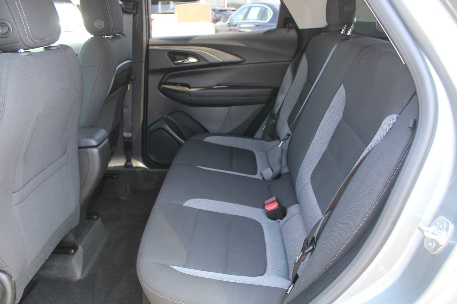 Certified 2024 Chevrolet TrailBlazer LS w/ LS Convenience Package FWD image 10