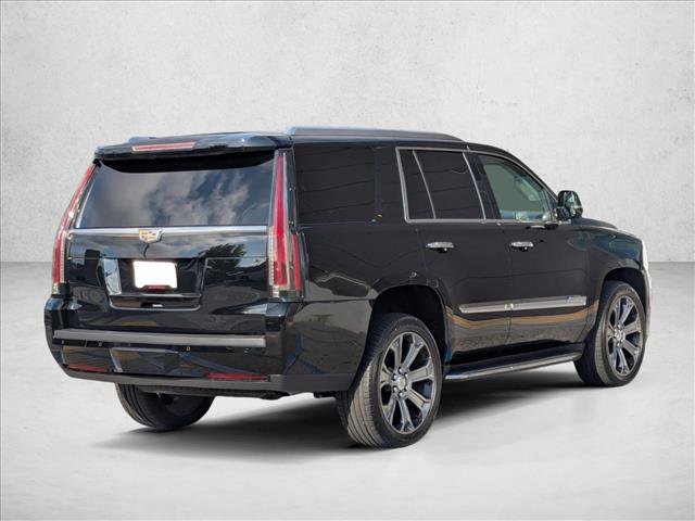 Used 2016 Cadillac Escalade Luxury AWD/4WD image 6