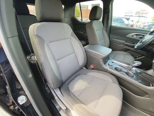 Used 2023 Chevrolet Traverse LT FWD image 26