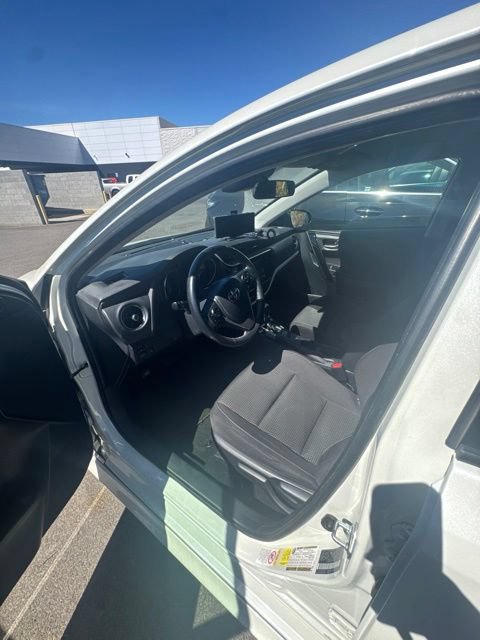 Used 2017 Toyota Corolla iM w/ Carpet Mat Package FWD image 8