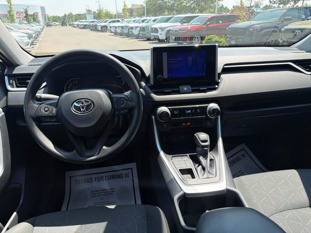 Used 2025 Toyota RAV4 XLE AWD/4WD image 20