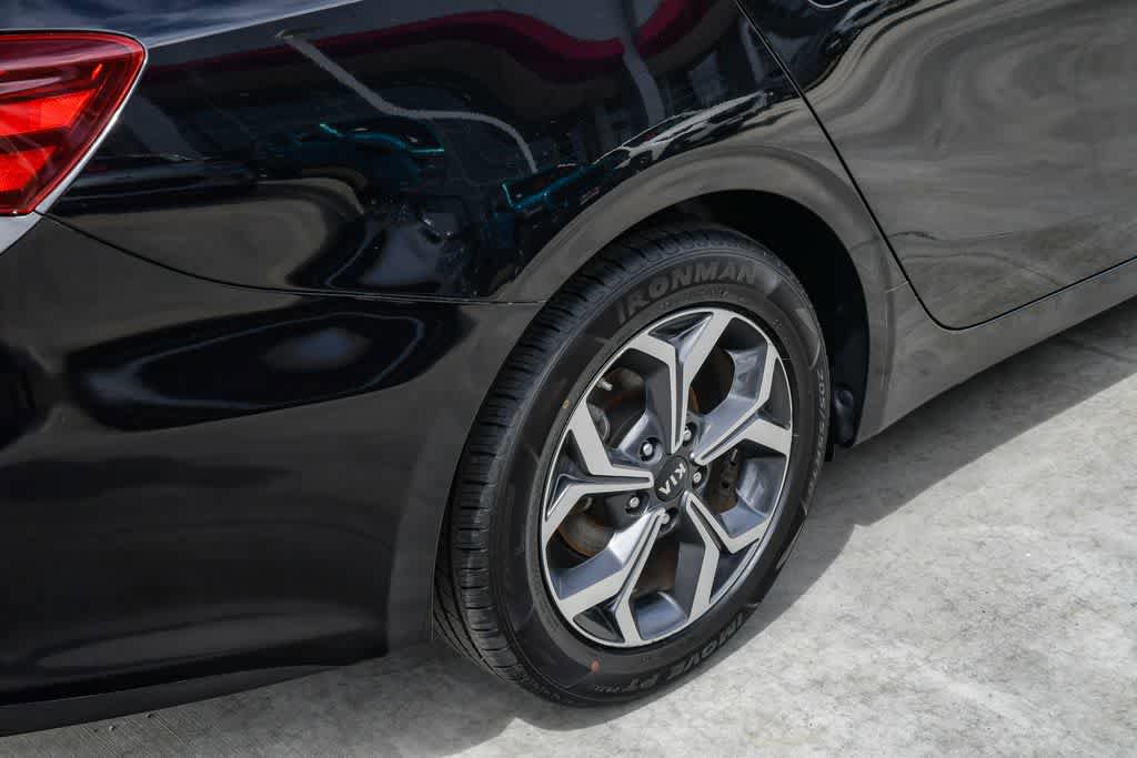 Used 2019 Kia Forte LXS FWD image 10