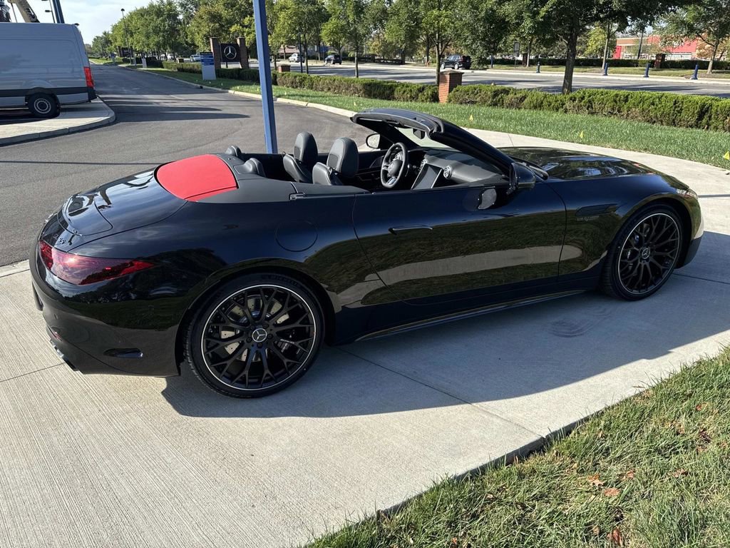 New 2026 Mercedes-Benz SL 55 AMG 4MATIC image 6