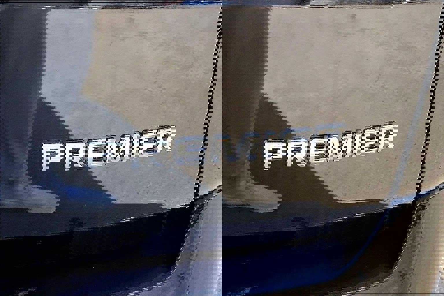 Used 2020 Chevrolet Traverse Premier image 8