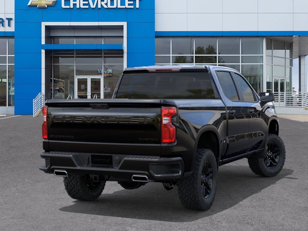 New 2026 Chevrolet Silverado 1500 Custom Trail Boss w/ Midnight Edition AWD/4WD image 4
