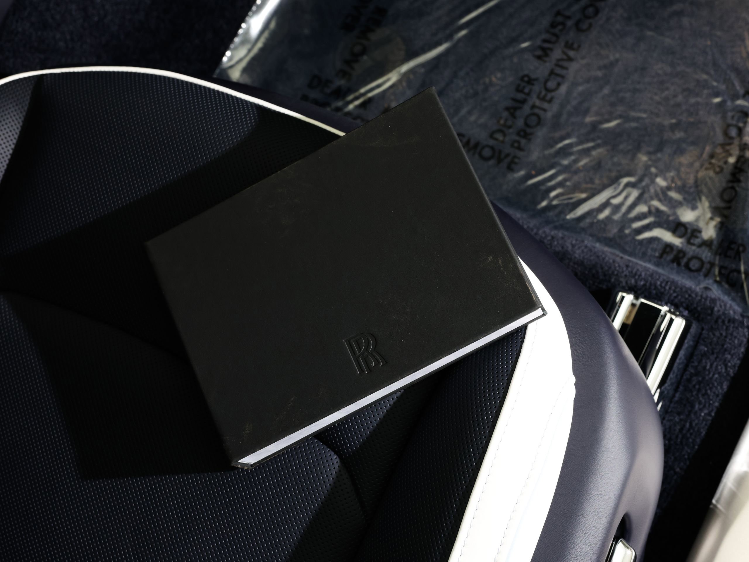 New 2026 Rolls-Royce Spectre Base image 32