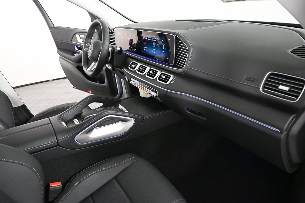 New 2026 Mercedes-Benz GLS 450 4MATIC image 24