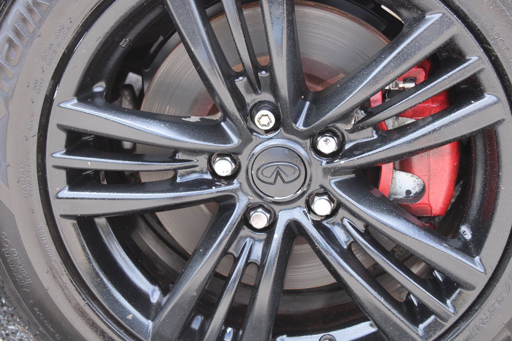 Used 2015 INFINITI Q40 w/ Navigation Package RWD image 8