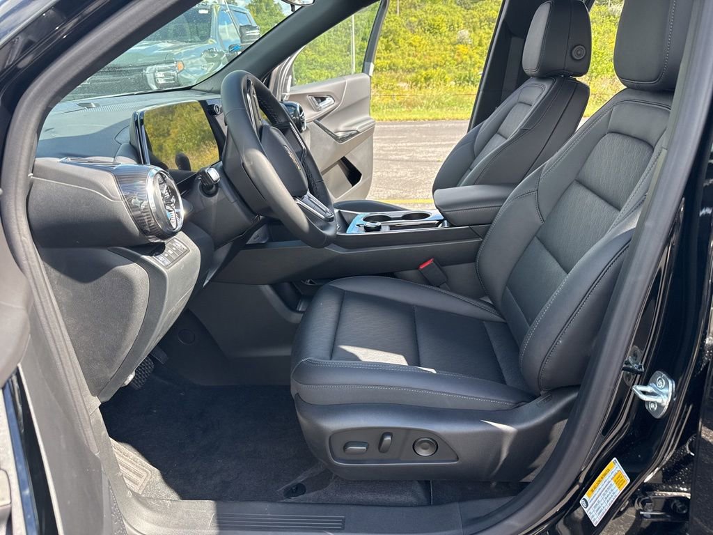 New 2026 Chevrolet Equinox LT w/ Convenience Package II image 18
