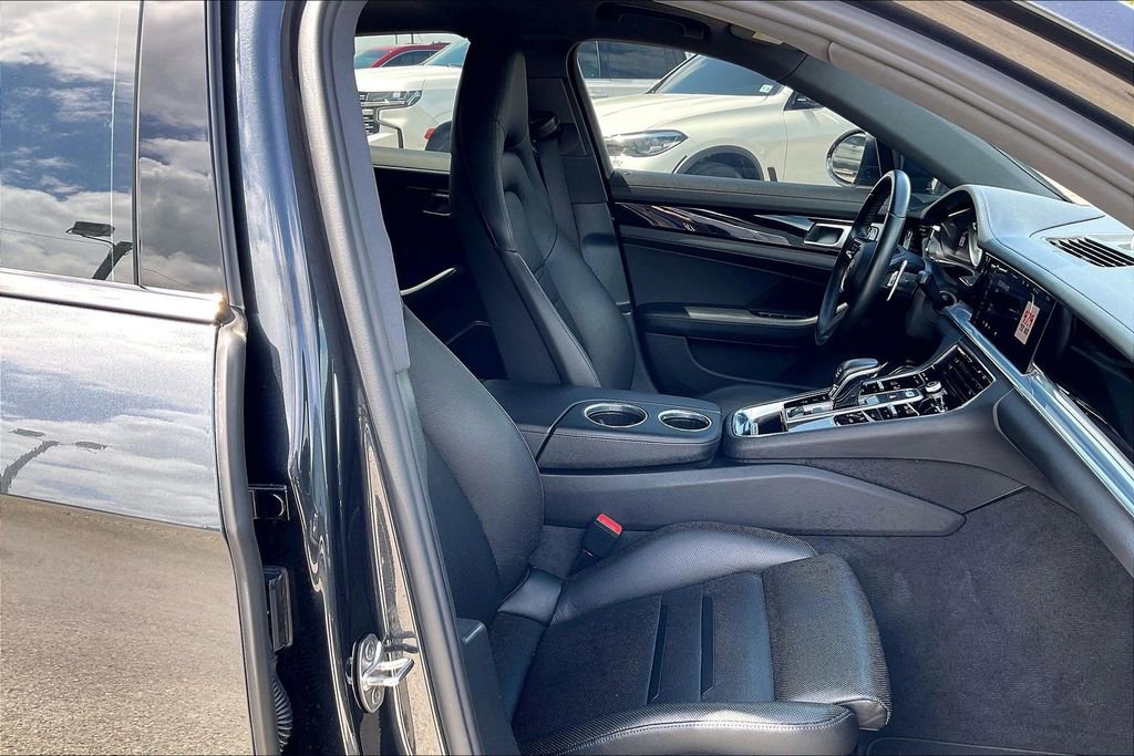 Used 2021 Porsche Panamera 4S image 29