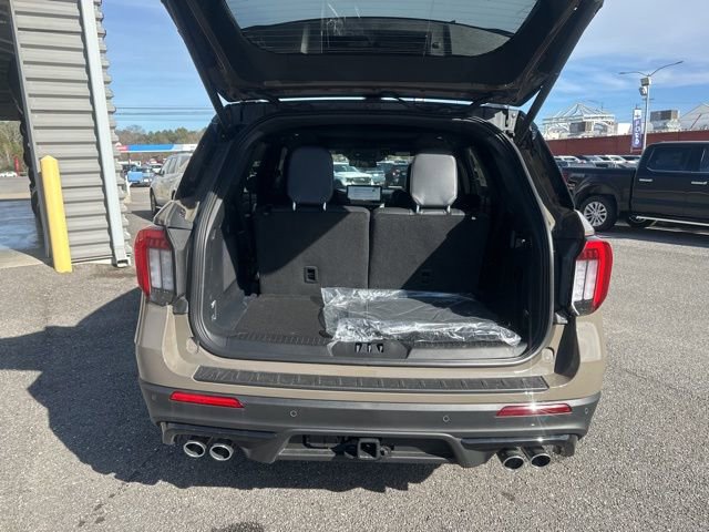 New 2026 Ford Explorer ST w/ Sun And Sound Package AWD/4WD image 28