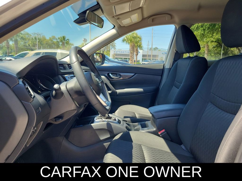 Used 2019 Nissan Rogue SV FWD video 2