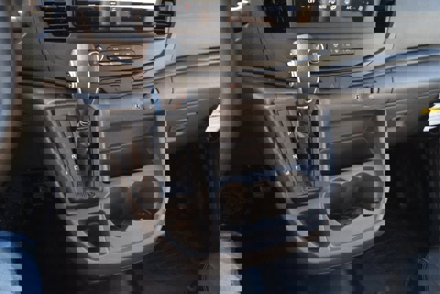 New 2026 Ford Transit 250 148 Medium Roof image 10