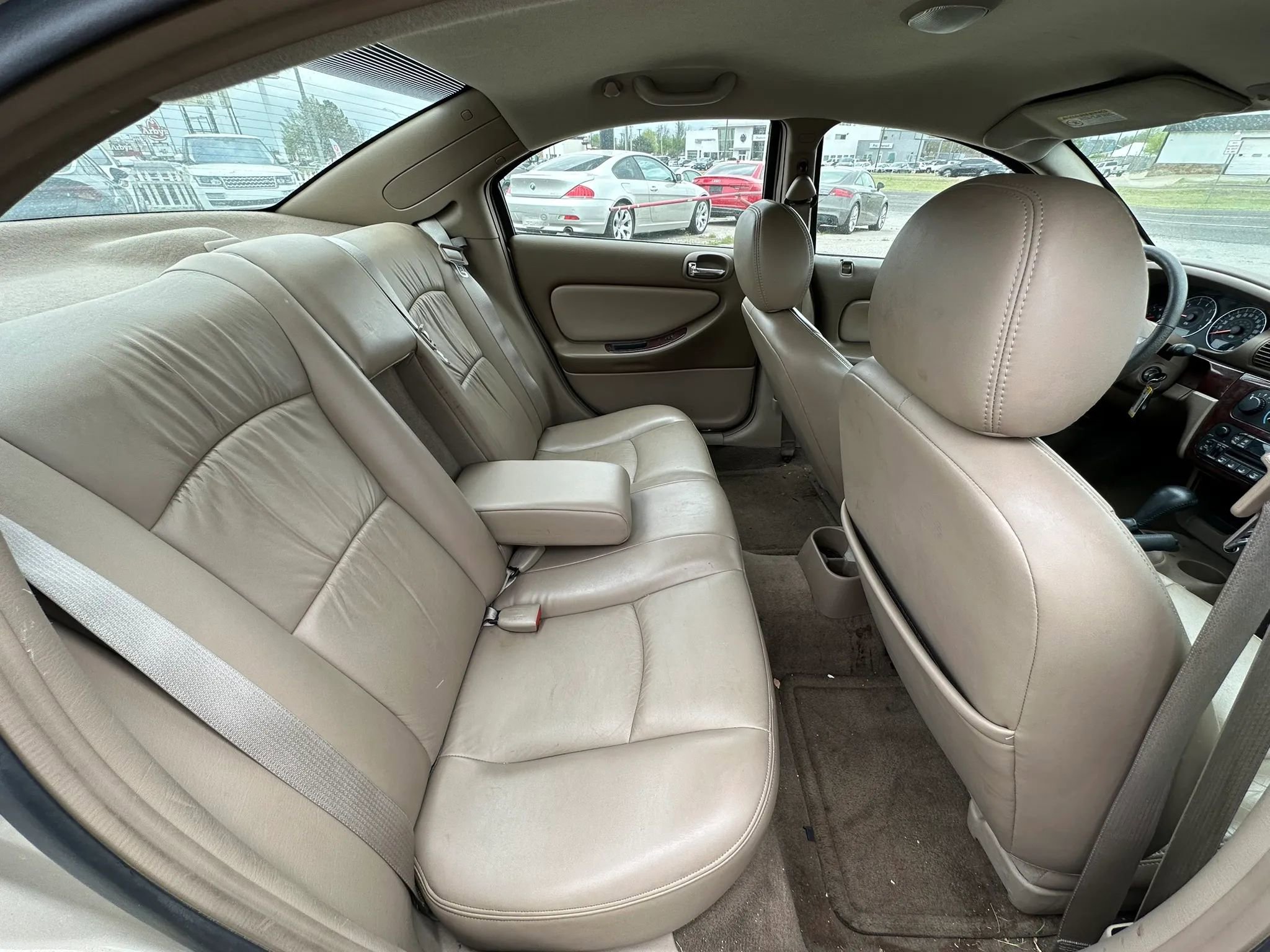 Used 2002 Chrysler Sebring LXi image 14