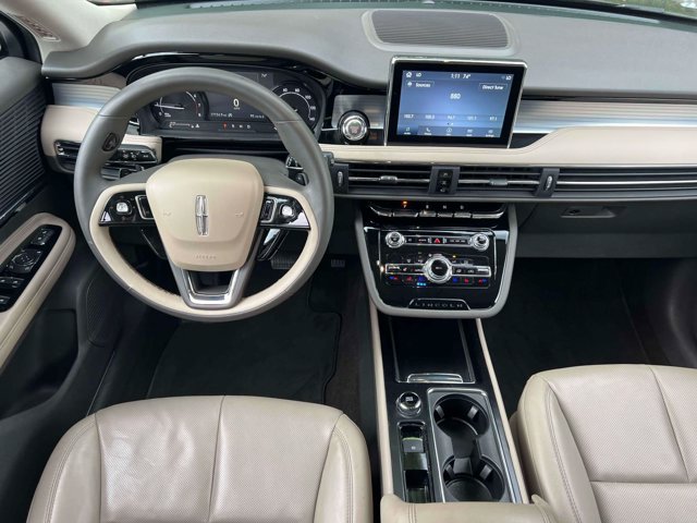 Used 2022 Lincoln Corsair AWD w/ Equipment Group 101A image 17