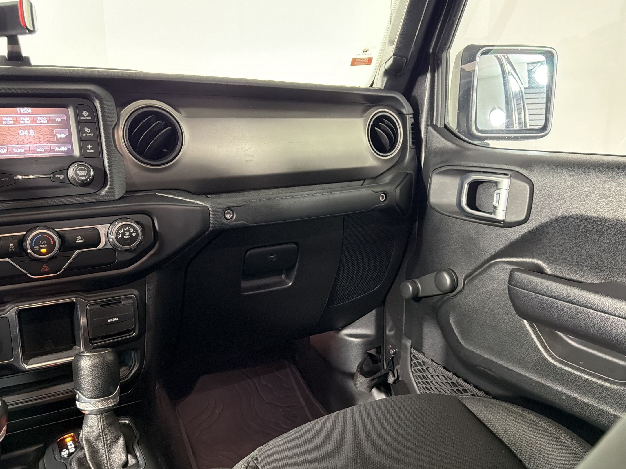 Used 2020 Jeep Gladiator Sport AWD/4WD image 26