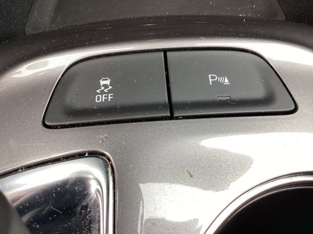 Used 2024 Chevrolet Malibu LT image 35