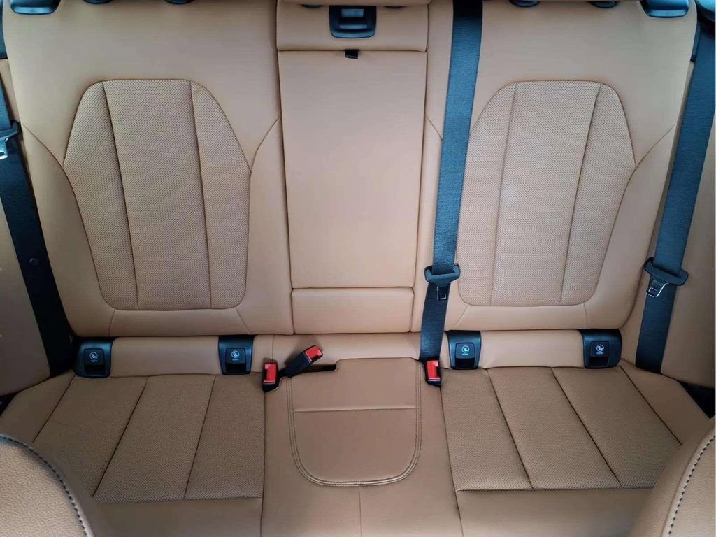 Used 2024 BMW X3 sDrive30i w/ Convenience Package w/ZPA image 17