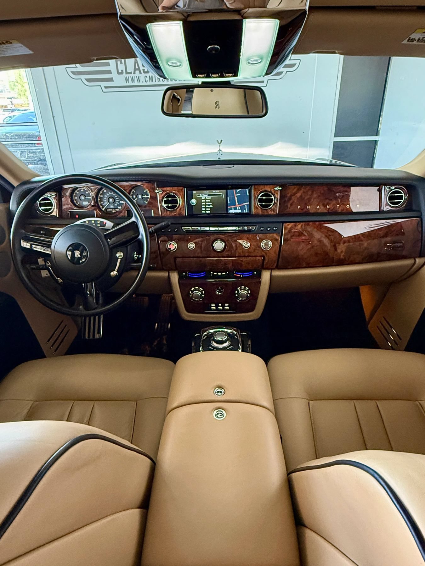 Used 2015 Rolls-Royce Phantom Sedan RWD image 20