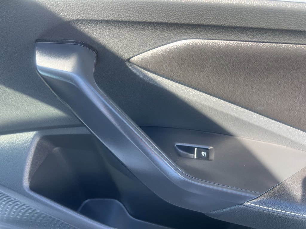 Used 2025 Volkswagen Jetta Sport image 34