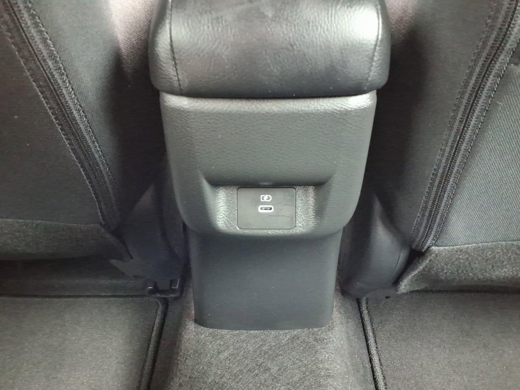 Used 2025 Nissan Versa SR w/ Trunk Package FWD image 12