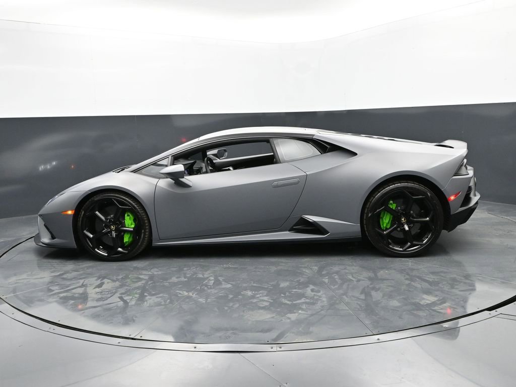 Used 2023 Lamborghini Huracan EVO image 8