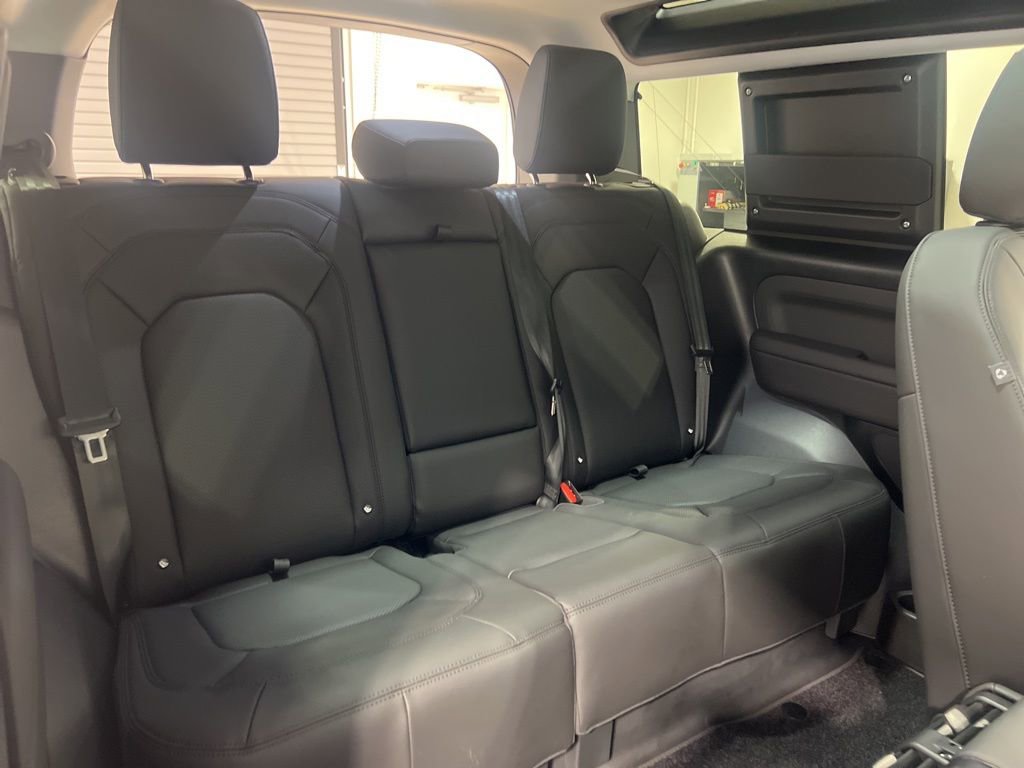 Used 2025 Land Rover Defender 90 S AWD/4WD image 24