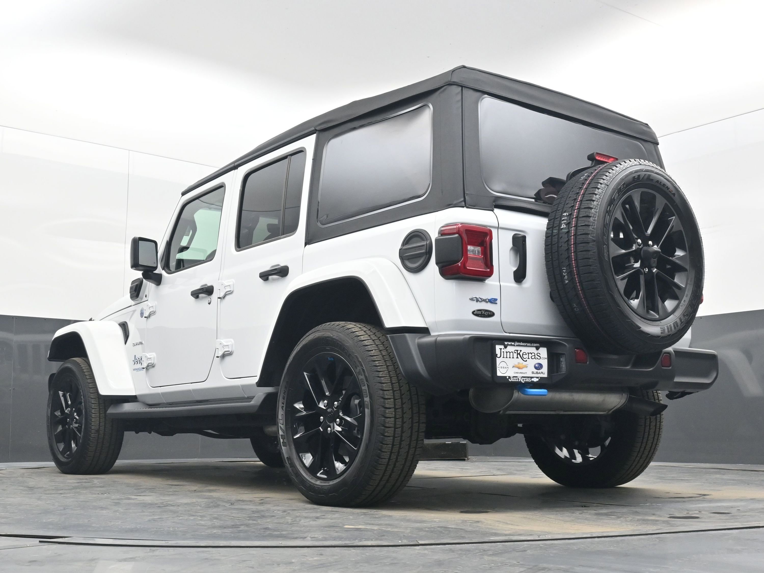 Used 2022 Jeep Wrangler Unlimited Sahara image 25
