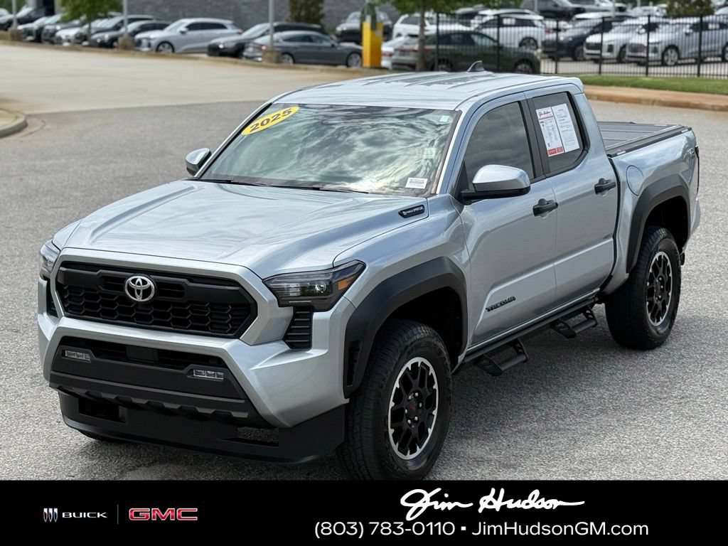 Used 2025 Toyota Tacoma TRD Off-Road AWD/4WD image 10