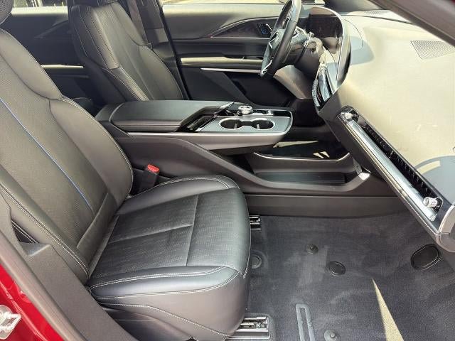 Certified 2024 Cadillac Lyriq Luxury RWD image 13