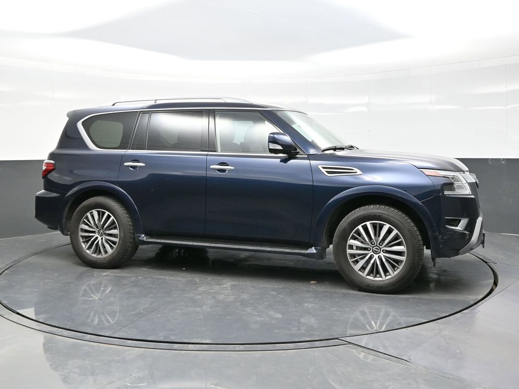 Used 2024 Nissan Armada SL w/ Captain's Chairs Package image 8