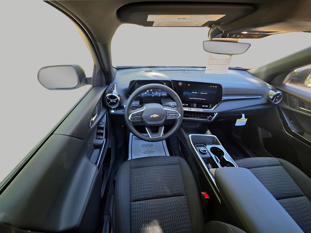 New 2026 Chevrolet Equinox LT image 12