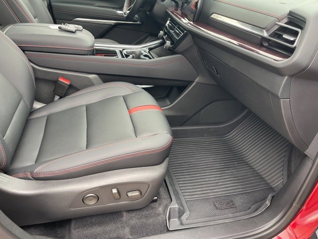 Certified 2025 Chevrolet Traverse RS w/ LPO, Floor Liner Package image 35