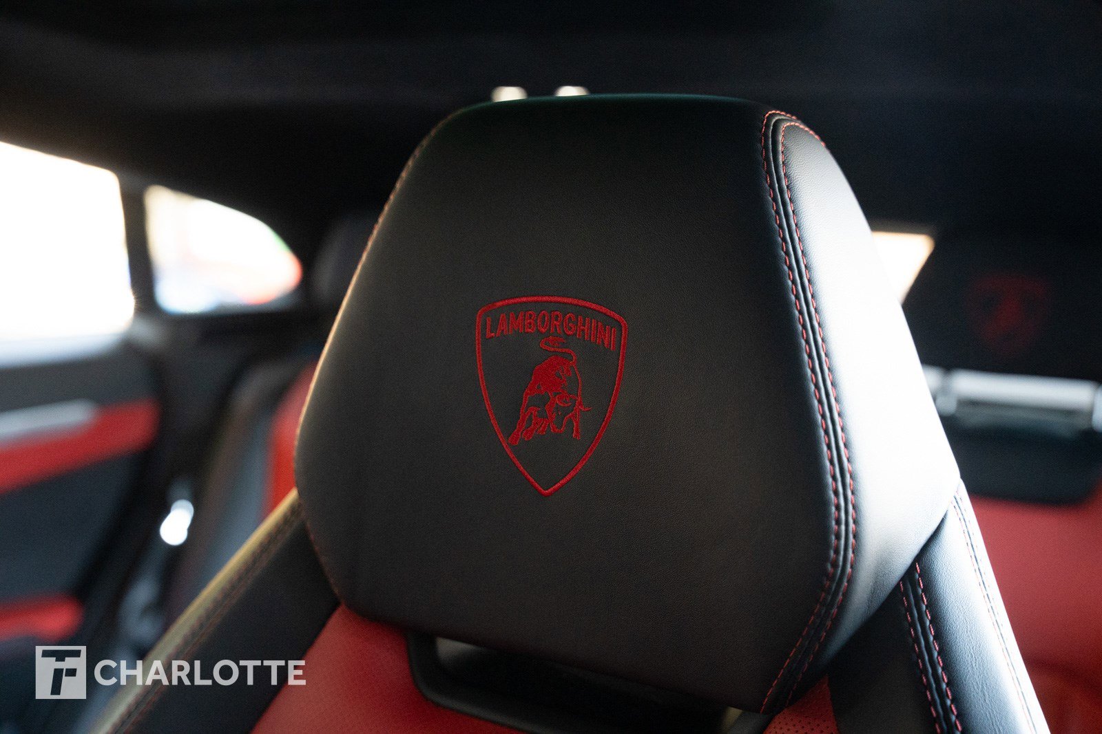 Used 2021 Lamborghini Urus image 19