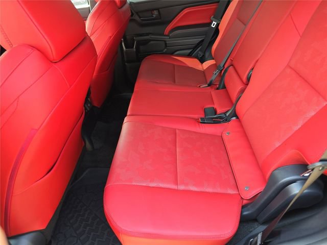 Used 2025 Toyota 4Runner TRD Pro AWD/4WD image 15