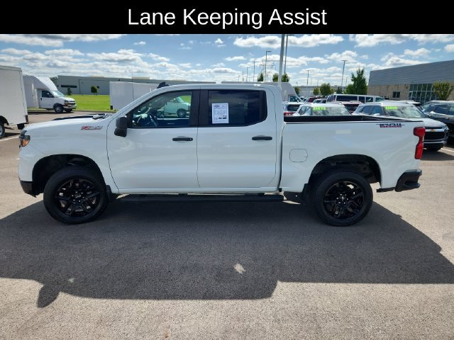 Used 2022 Chevrolet Silverado 1500 Custom Trail Boss AWD/4WD image 4