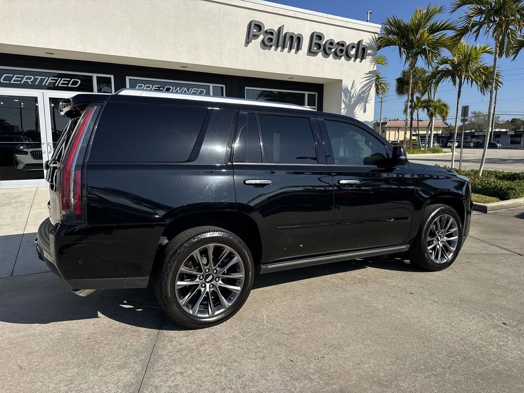 Used 2019 Cadillac Escalade Platinum w/ Escalade Sport Edition image 4