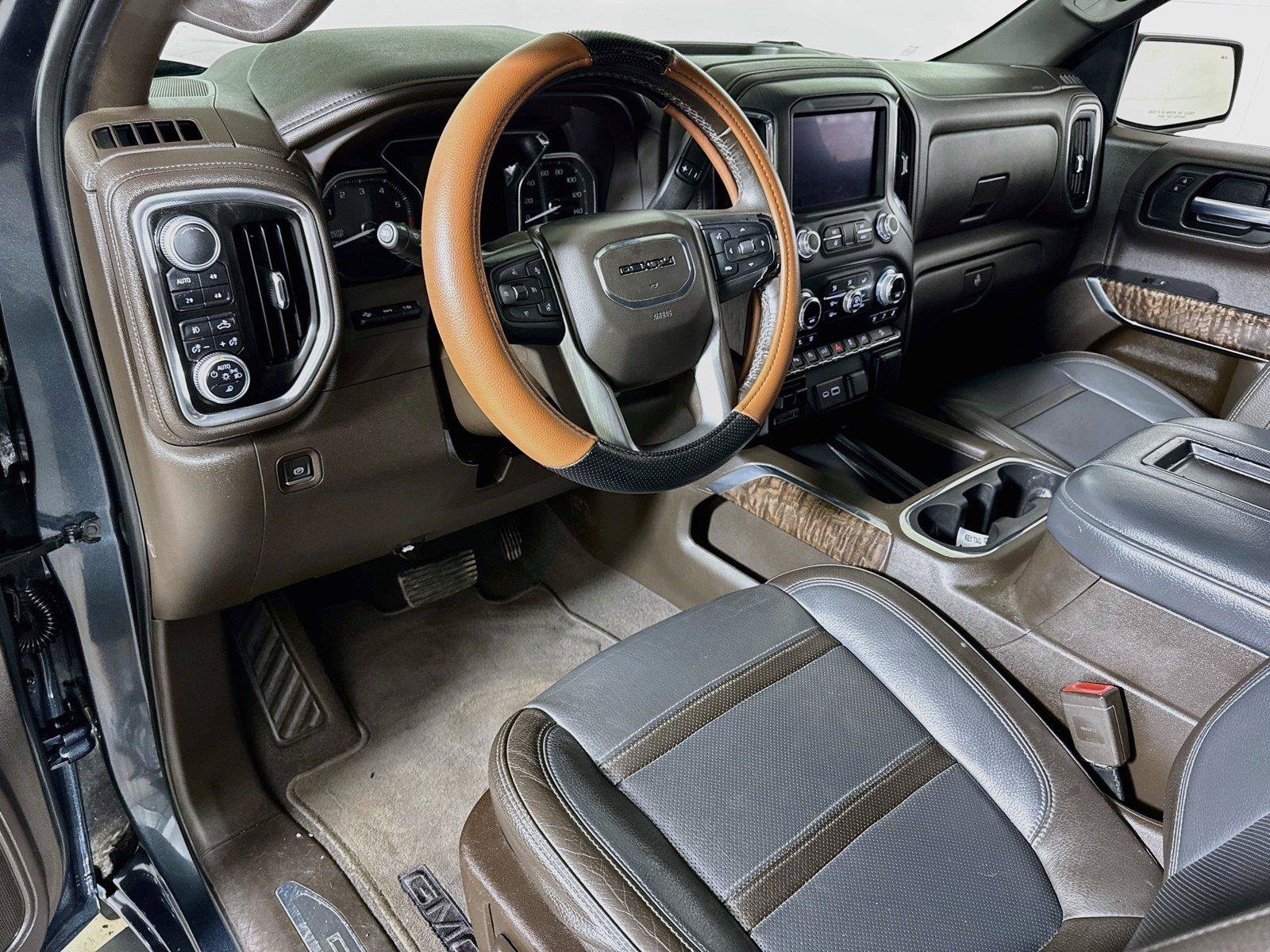 Used 2019 GMC Sierra 1500 Denali w/ Technology Package AWD/4WD image 7