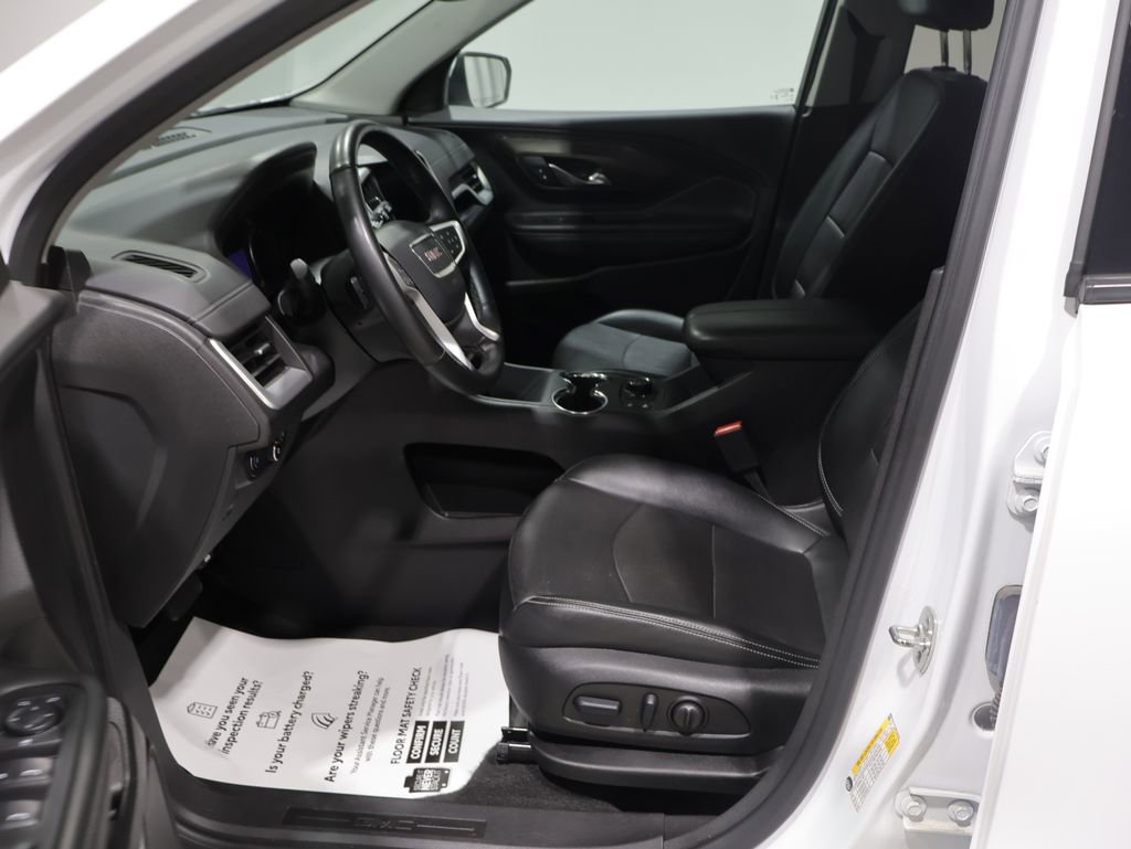 Used 2024 GMC Terrain SLT AWD/4WD image 11