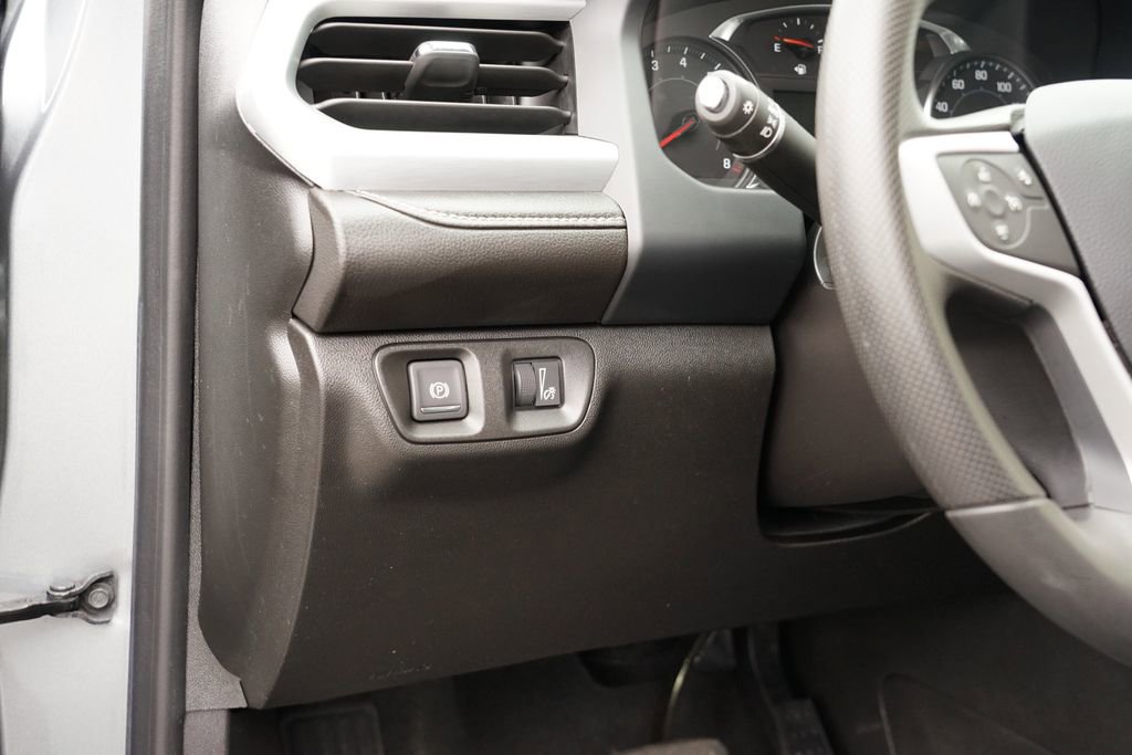 Used 2023 GMC Acadia SLE w/ Driver Convenience Package AWD/4WD image 17