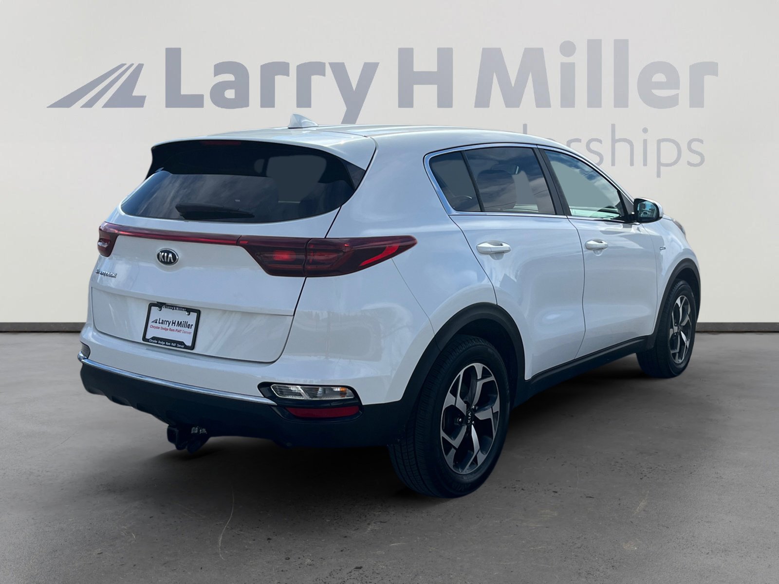 Used 2021 Kia Sportage LX image 5