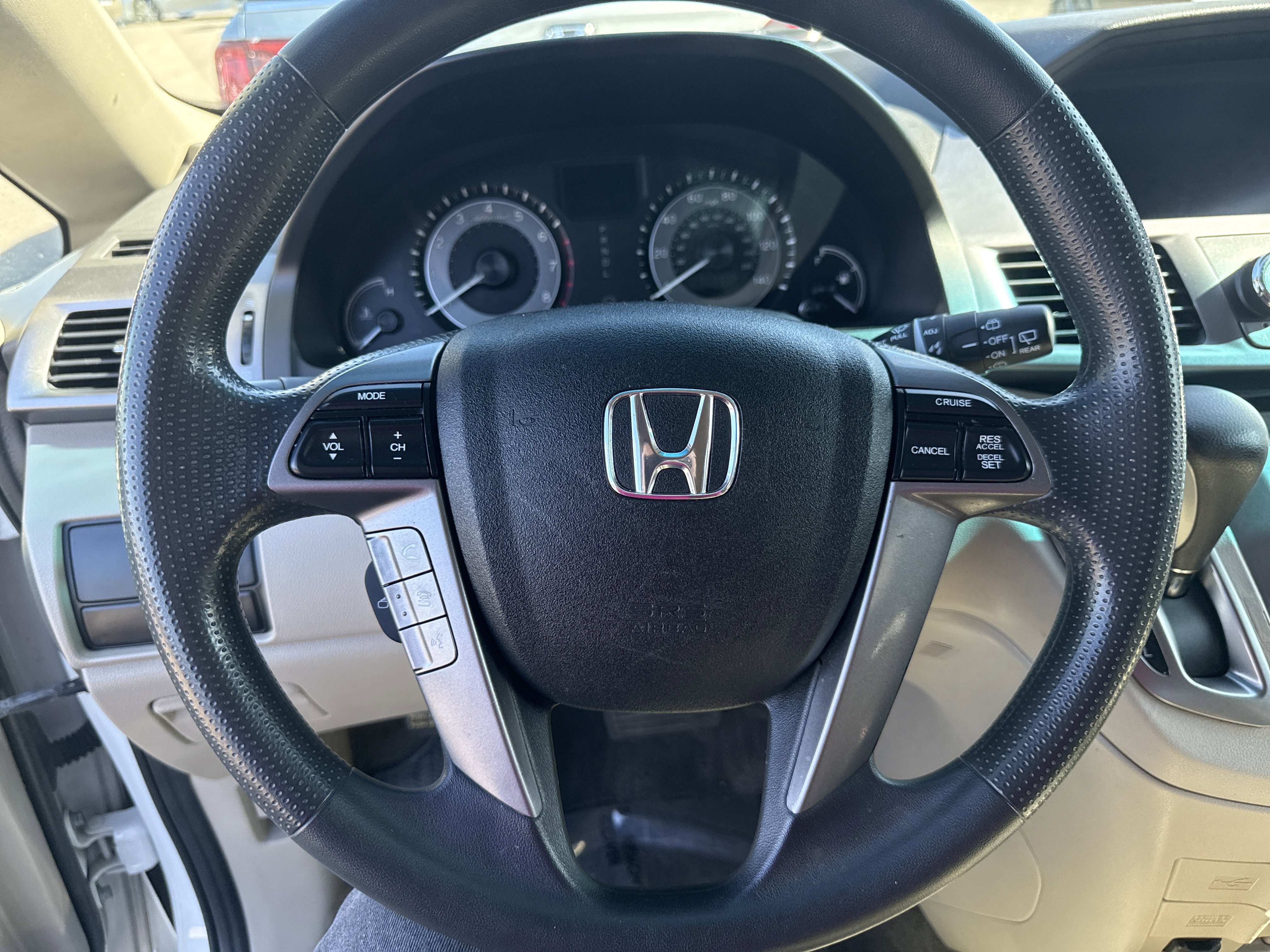 Used 2014 Honda Odyssey LX image 18