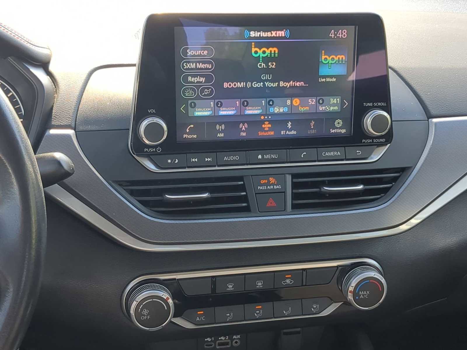 Used 2024 Nissan Altima 2.5 SR FWD image 19