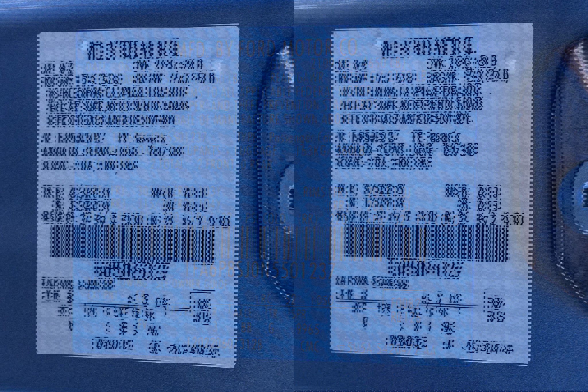 Used 2022 Ford Mustang Shelby GT500 w/ Carbon Fiber Track Pack image 23