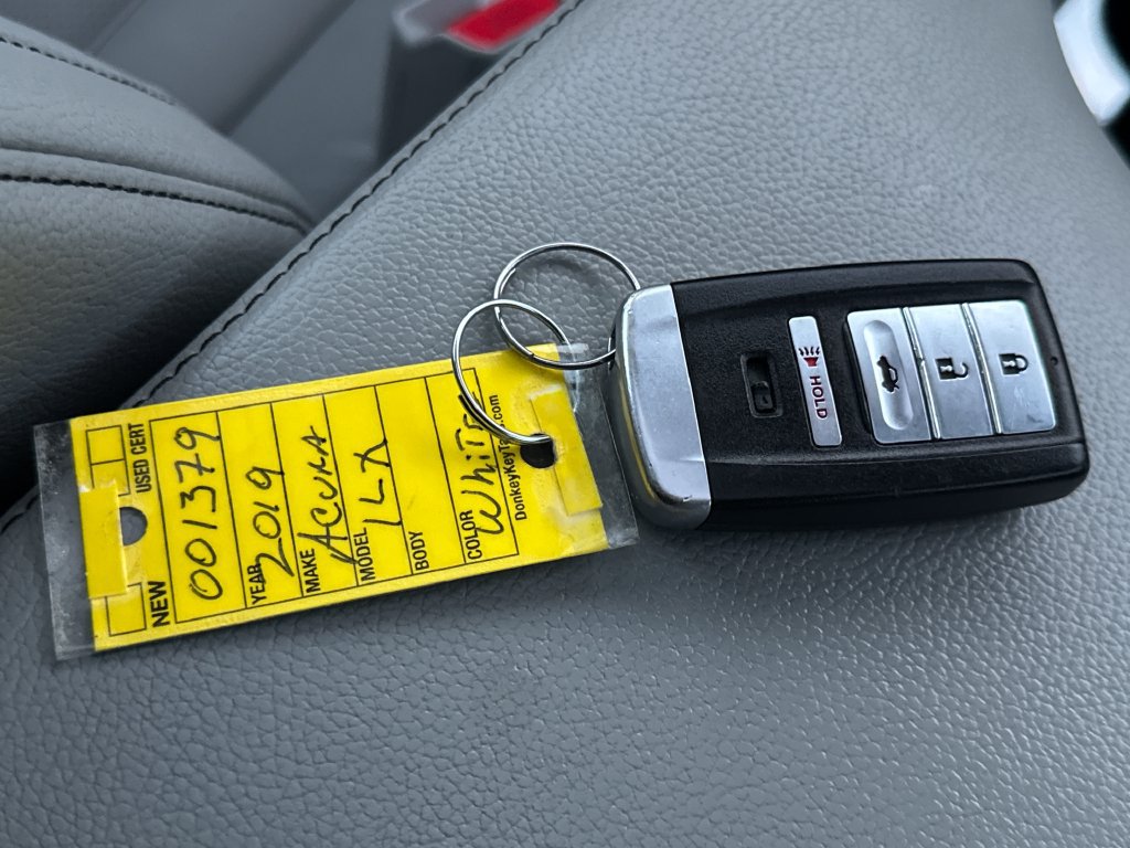 Used 2019 Acura ILX FWD image 34